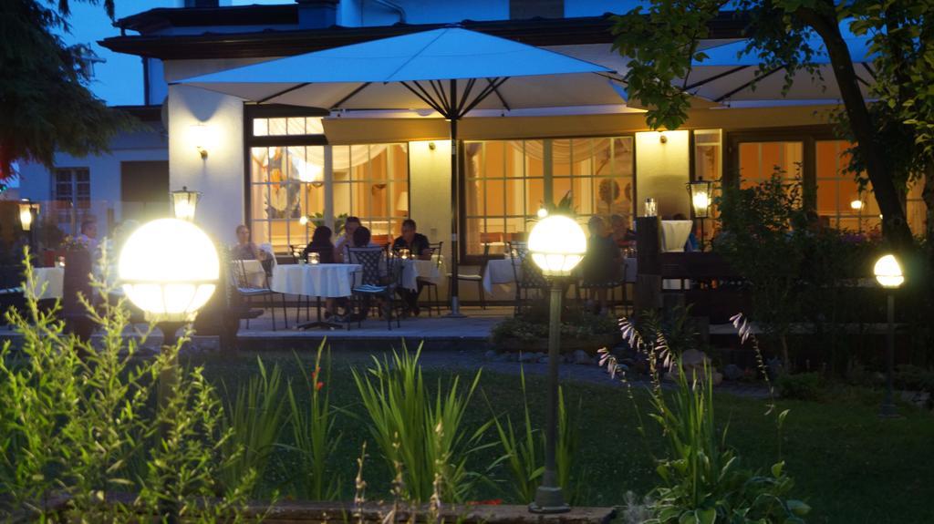 Obere Linde Hotell Oberkirch  Exteriör bild