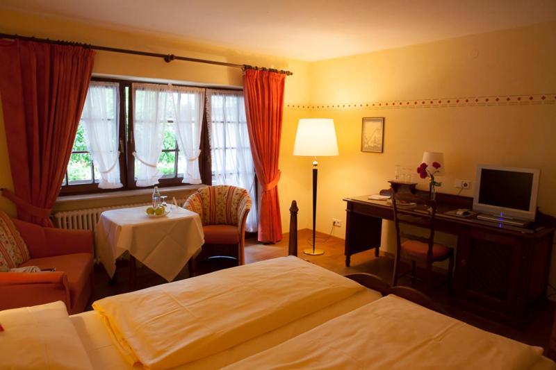 Obere Linde Hotell Oberkirch  Exteriör bild